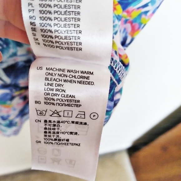 H & M Blue and Pink Tropical Floral Print Sleeveless Blouse Size 4 - Picture 9 of 9